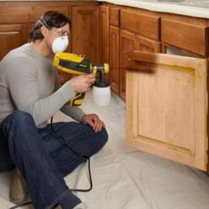 what you should look for in a handheld paint sprayer for cabinets